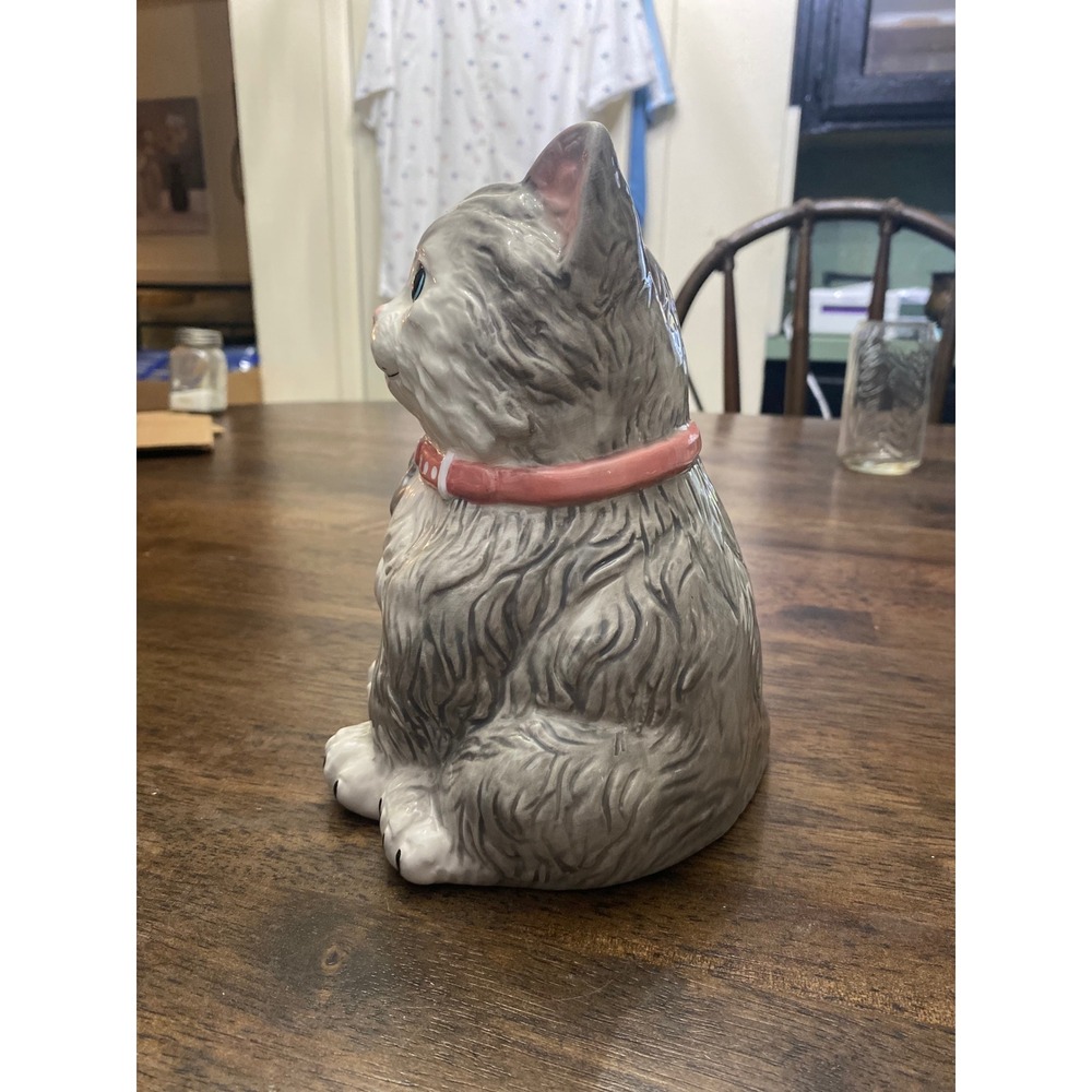 Westland Giftware Ceramic Cat Coin Bank Grey White Pink Collar Fish Charm - Picture 4 of 6